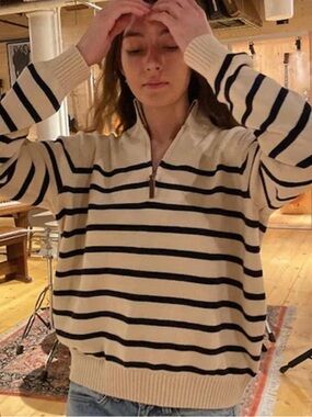 Brandy Melville Aleah Cotton Stripe 1/4 Zipper Knit Sweater Beige Blue One Size